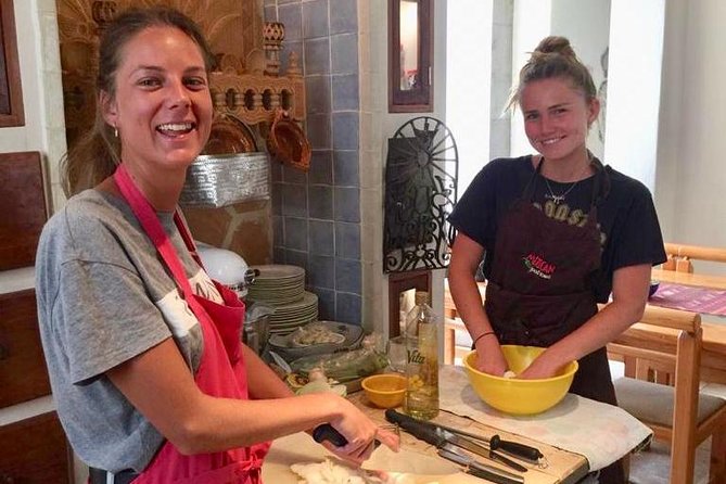 Mexican Cooking Class with Food Market Visit in Mexico City - The Pacing and Group Size