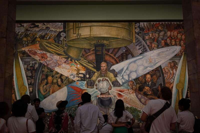 Mexican muralism with a true Art lover - Key Points