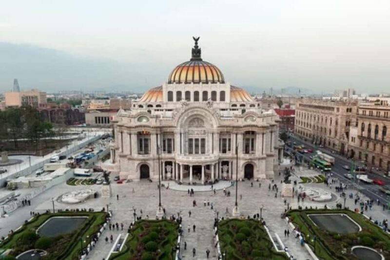 Mexico : Best Street Food Tour With A Local Guide - Experiencing Music and Street Life at Plaza Garibaldi