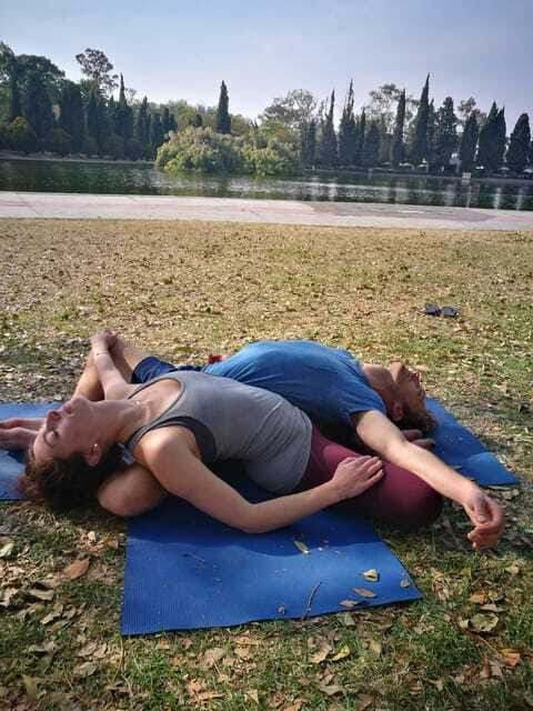 Mexico City: Acroyoga Class at Chapultepec Park - Relaxing Stretches and Thai Massage Finale