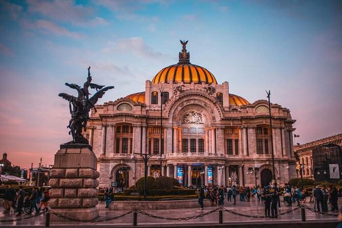 Mexico City Architecture Tour: Admire Historic and Modern Marvels - The House of Tiles: From Historic Landmark to Modern Dining