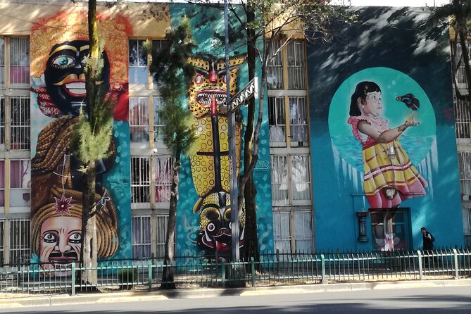 Mexico City; ART NACO : Murals & Street Art Bike Tour - Food, Beverages, and Additional Perks
