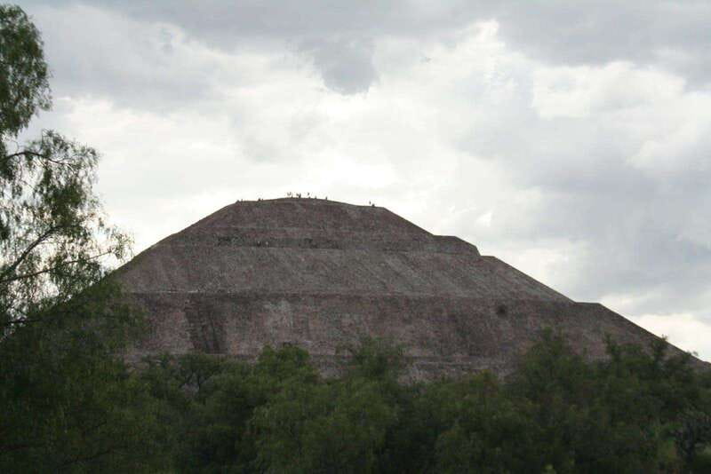 Mexico City: Basilica and Teotihuacan Pyramids Tour - How This Tour Compares to Similar Options
