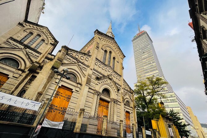 Mexico City Center Private Walking Tour - Logistics, Comfort, and Group Size