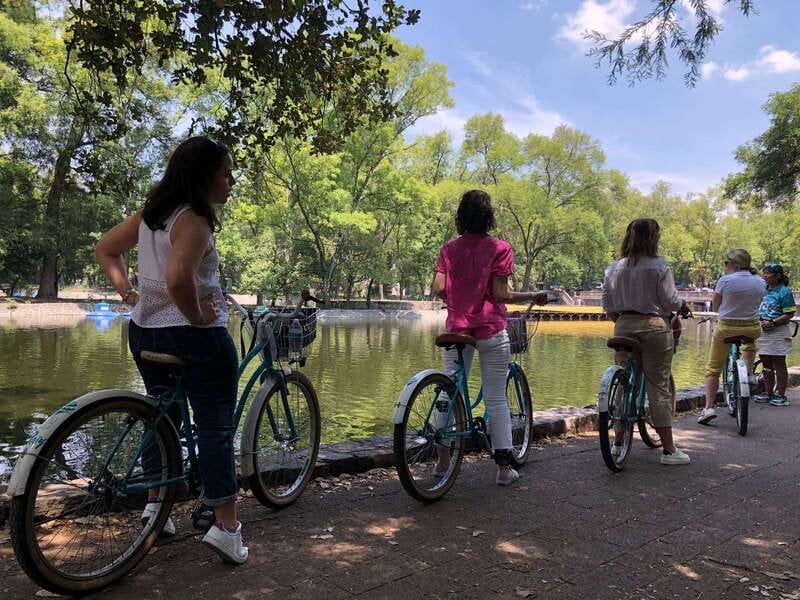 Mexico City: Chapultepec & Reforma Historic Bike Experience - Visiting the Only Real Castle in the Americas