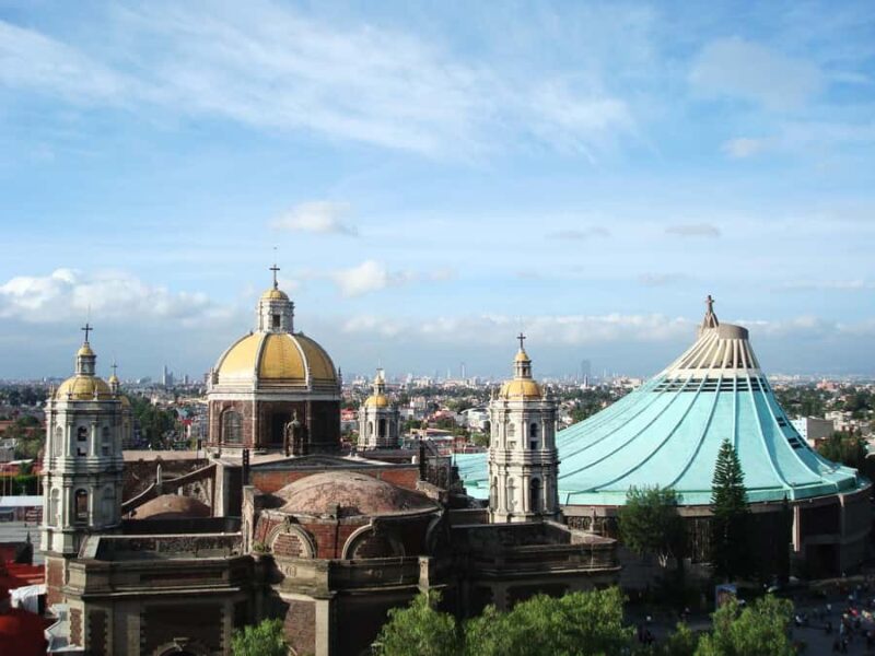 Mexico City: Check out the Pyramids of Teotihuacan and the Basilica of Guadalupe - Lunch at a Local Restaurant