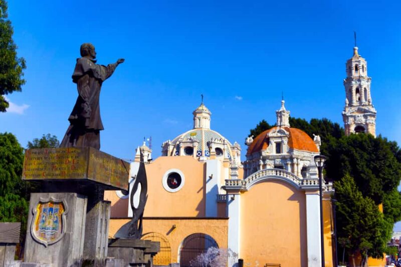 Mexico City: Discover Puebla, Cholula, and Tonantzintla on a city tour - Exploring Puebla’s Market and Local Crafts