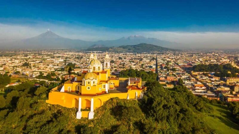 Mexico City: Discover Puebla, Cholula, and Tonantzintla on a city tour - Logistics and Group Experience