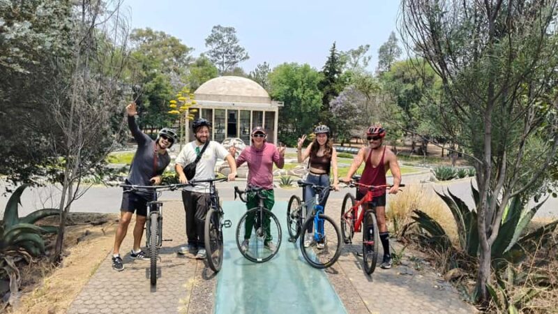 Mexico City: Discover the secret gems of Chapultepec by bike - Key Points