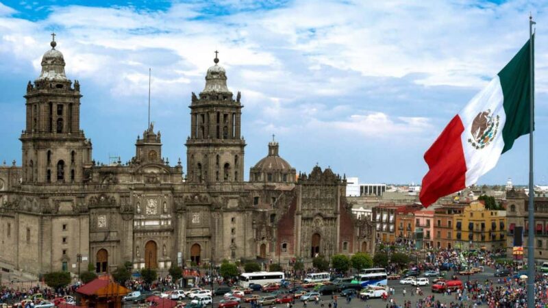 Mexico City: Downtown Walking Tour (CH, JP, ENG or SPA/ESP) - Discovering Zócalo, Mexico City’s Main Square