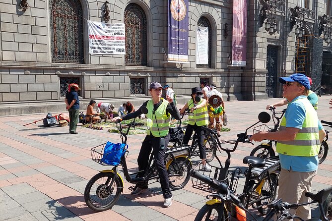 Mexico City E-Bike Tour with a taco and churros stop - Food and Beverage Tastings
