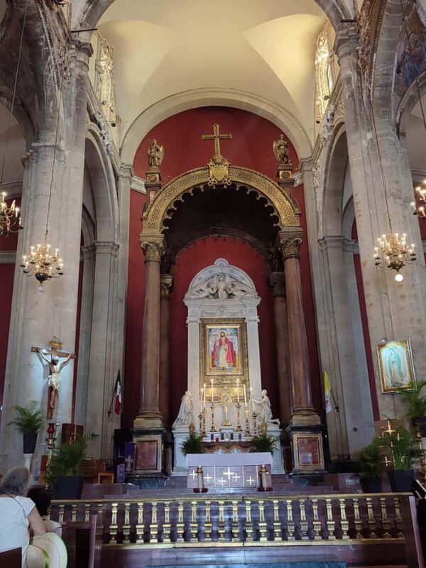Mexico City: Guadalupe Shrine Complex Tour - Discovering the Basilica’s Architectural Marvels