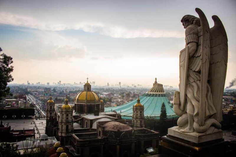 Mexico City: guided tour of Teotihuacan and Basilica of Guadalupe - The Traditional Village and Local Culture