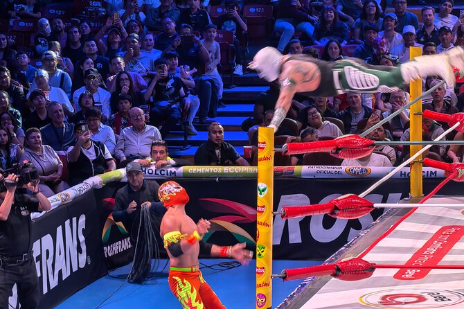 Mexico City Hidden Corners and Wrestling Tour - Practical Details: Meeting Points, Group Size, and Accessibility