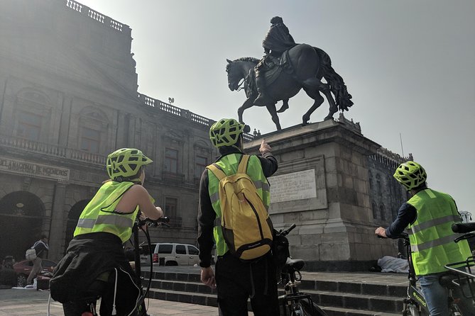 Mexico City Highlights E-Bike Tour With Foodie Stops - Logistics and Meeting Points