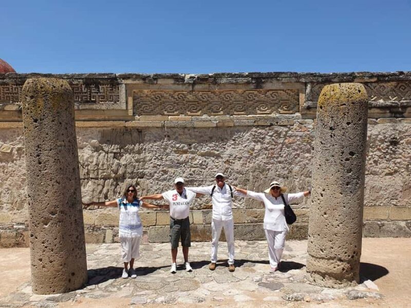 Mexico City: Mariachi Plaza Garibaldi Night Tour - Accessibility and Physical Requirements