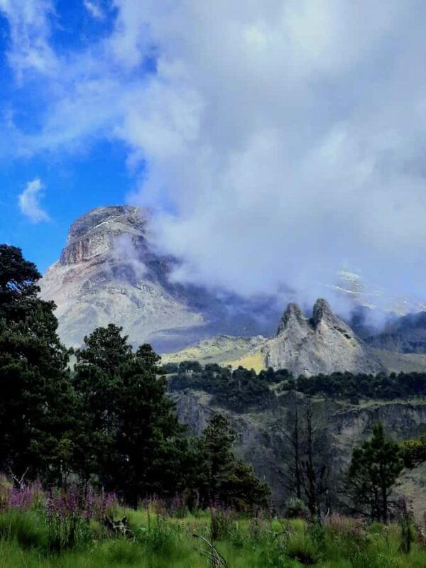 Mexico City: Private Sunrise Hiking Tour at Teyotl Peak - Summiting and Sunrise: The Pinnacle of the Tour