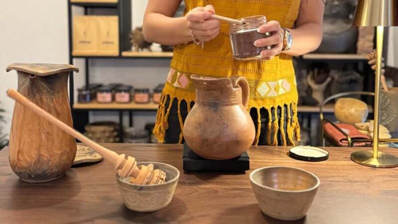 Mexico City: Small Mexican Chocolate Tasting with Locals - What the Guided Chocolate Tasting Includes