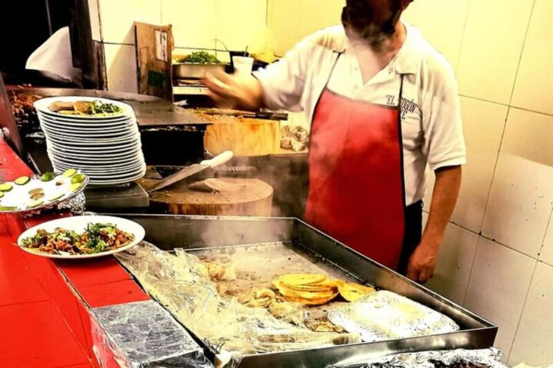 Mexico City: Taco Tasting Bike Tour in Polanco - The Guided Bike Ride Through Polanco and Bosque de Chapultepec