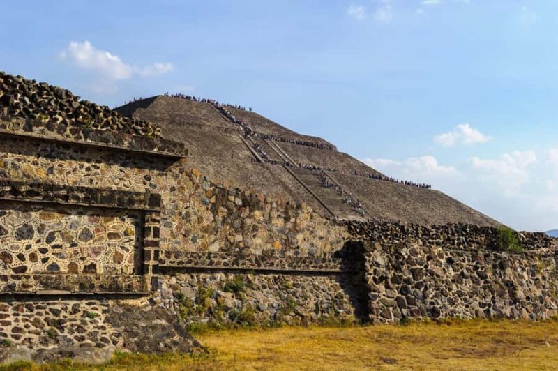 Mexico City: Teotihuacan & Basilica of Guadalupe with Lunch - Return Transportation and Drop-offs