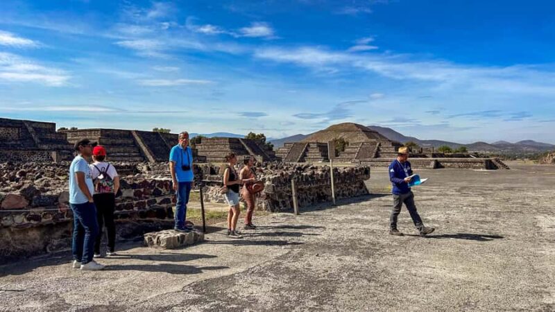 Mexico City: Teotihuacan Morning Half-Day Tour with Lunch - Exploring Teotihuacan’s Famous Pyramids and Temples
