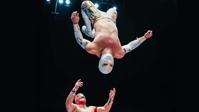 Mexico City: Turiluchas Amazing Wrestling Show - Purchasing the Free Wrestling Mask and Meeting the Wrestler