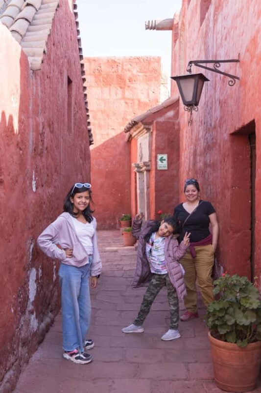 Mexico City: Valle de Bravo & Monarch Butterfly Private Tour - Key Points