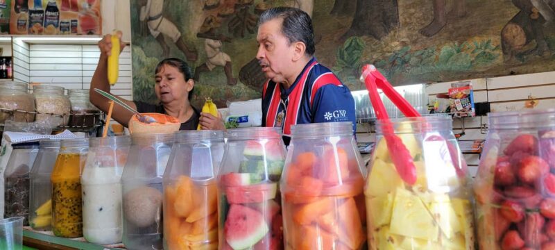 Mexico City: Vegan & Veggie Market Tour with Cooking Lesson - Key Points