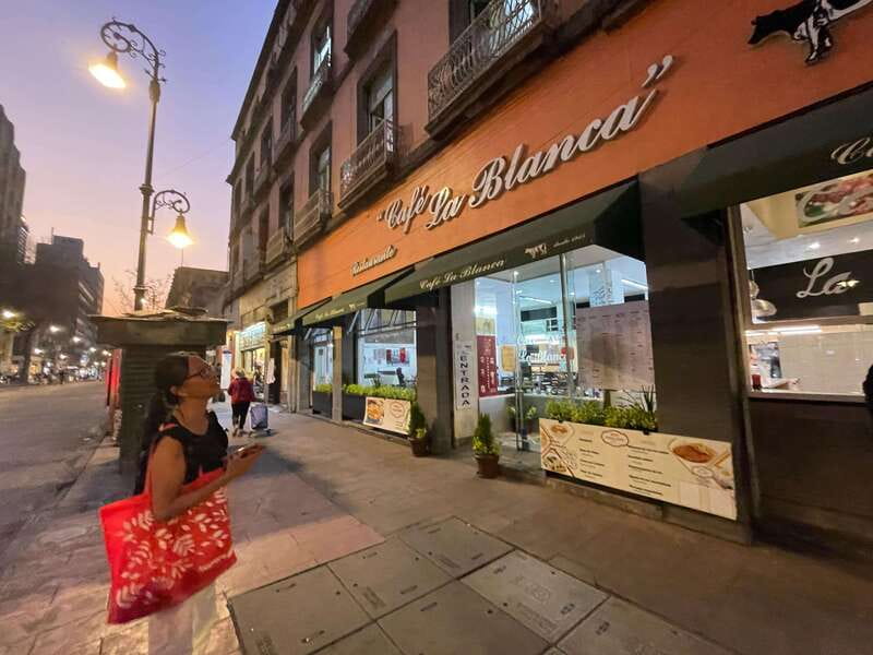 Mexico City: Walk & Eat through Mexican Gastronomy History - Logistics: Group Size, Guide, and Practical Tips