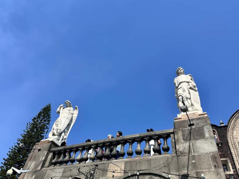 Mexico City: Walk in the Basilica of Guadalupe with Guadalupano Museum - Touring the New Basilica and Admiring the Tilma