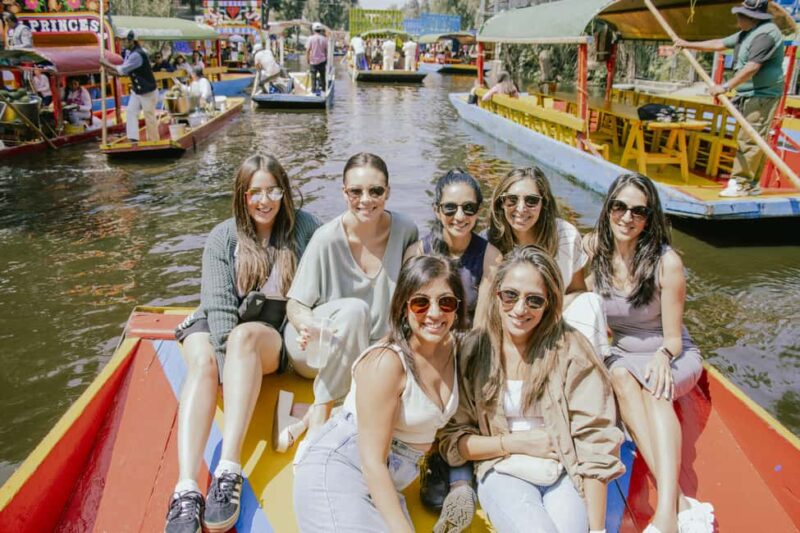 Mexico City: Xochimilco Boat with Guacamole & Premium Drinks - Facilities and Amenities During the Tour