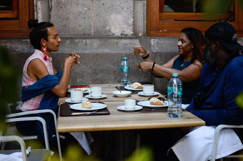 Mexico City: Zocalo Tacos Tour by Michelin-Star Chef Torres - The Guide’s Role and Guest Experience