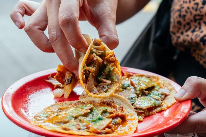 Mexico Private Food Tour With Locals Including 10 Tastings - The Guide: Knowledgeable, Friendly, and Adaptable