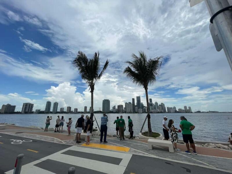 Miami: 5-in-1 City Tour and Biscayne Bay Boat Cruise - Guides and Personalised Experience