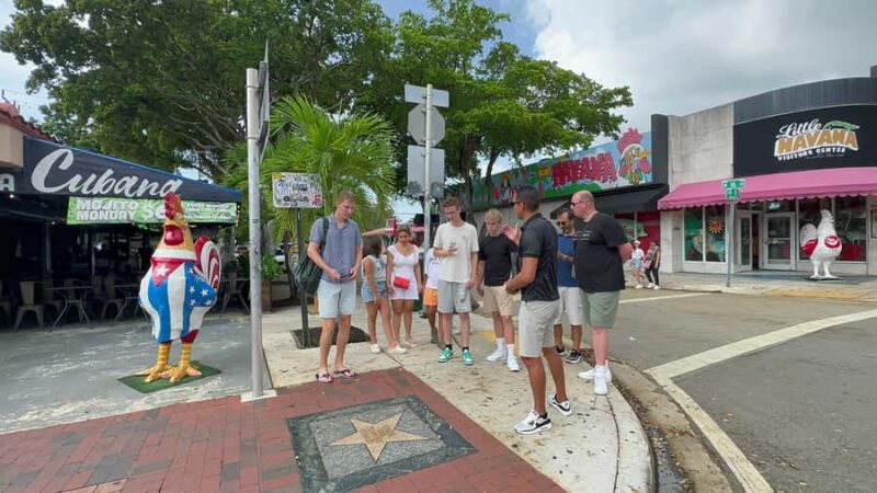 Miami: All-In-One City Sightseeing & water taxi experience - Shopping and Sightseeing at Bayside Marketplace