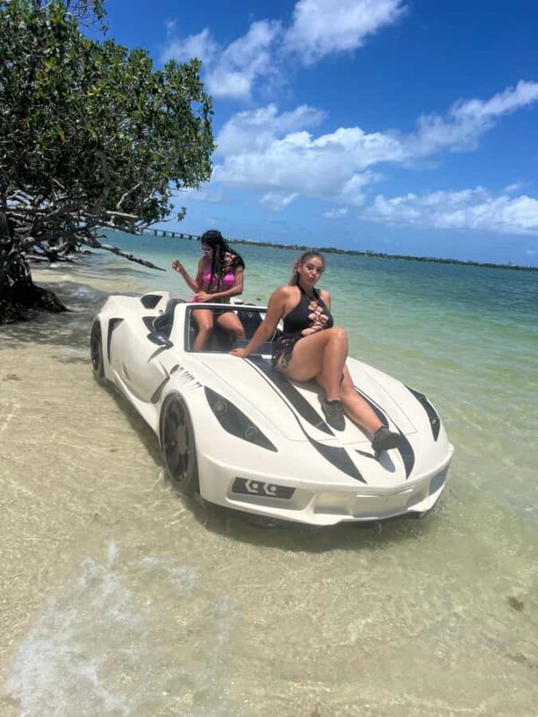 Miami Beach: 1 Hour Jetcar Rentals & 30min Celeb Boat Tour - Key Points