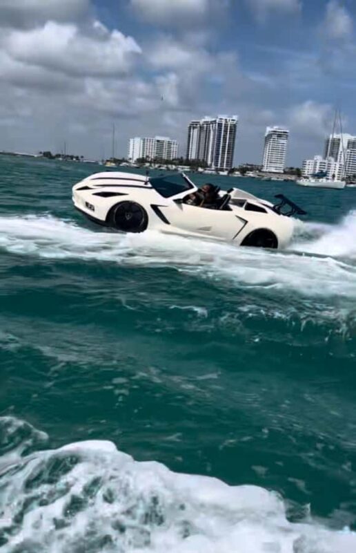 Miami Beach: 1 Hour Jetcar Rentals & 30min Celeb Boat Tour - Group Size and Physical Requirements