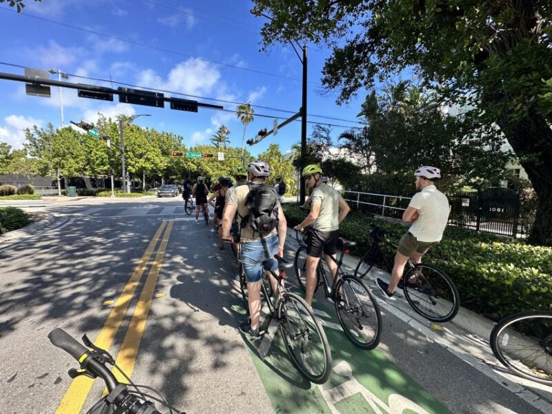 Miami Beach: Bike or eBike Rental with Map - Upgrading to a Pedal Assist eBike