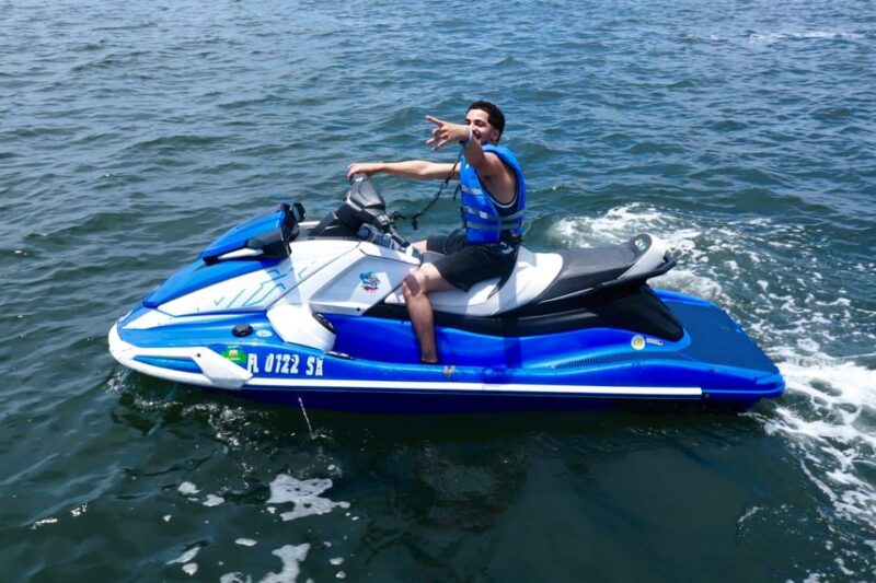 Miami Beach: Early Bird Jet Ski Rental with Boat Ride - Riding the Waves and Enjoying the City Skyline Views