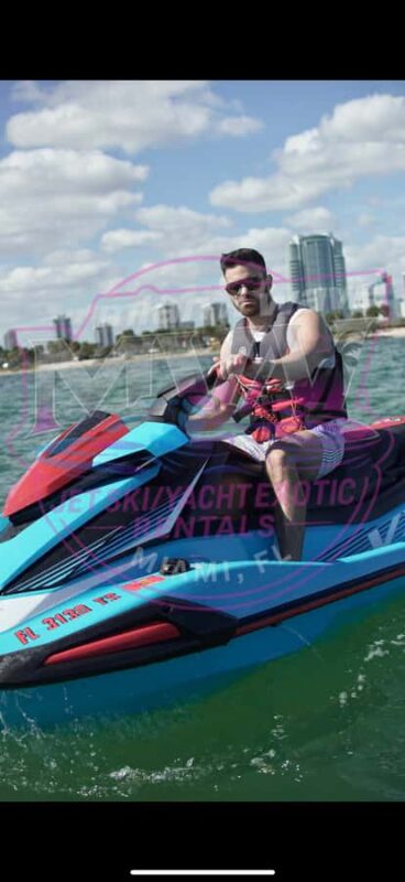 Miami Beach: Jet Ski Thrilling Adventure Ride - Explore Miamis Coastal Scenery on Water
