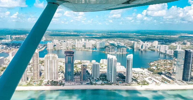 Miami Beach: South Beach Private Airplane Tour with Drinks - Discover the Best Views of Miami on a Private Airplane Tour for $99