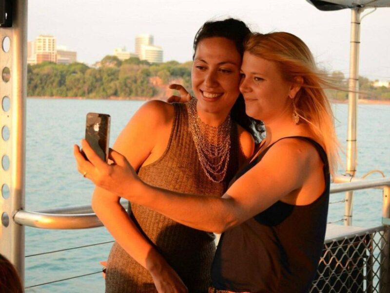 Miami Beach: Vizcaya Sunset Cruise Includes Food and Drink - Tour Experience: Highlights and Potential Drawbacks