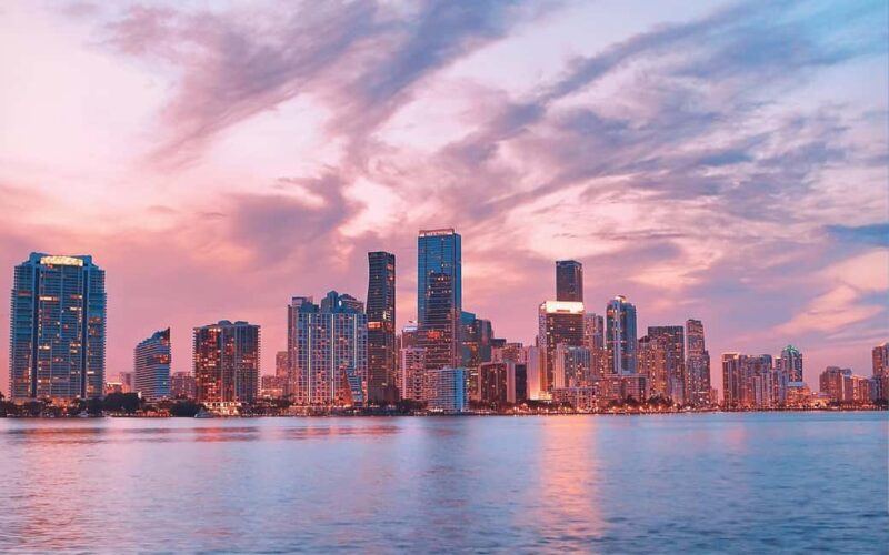 Miami Beach|South Point Golf Cart Tour - Discovering Film Locations and Iconic Miami Hotspots