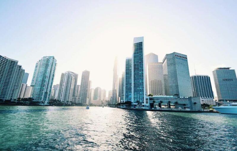 Miami: Biscayne Bay Millionaire's Homes Sightseeing Cruise - Practical Tips for Travelers