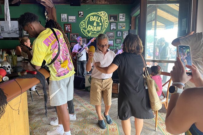 Miami City Tour: Bayside, Little Havana & Wynwood Skyline Views - Star Island: Glimpse of Celebrity Mansions