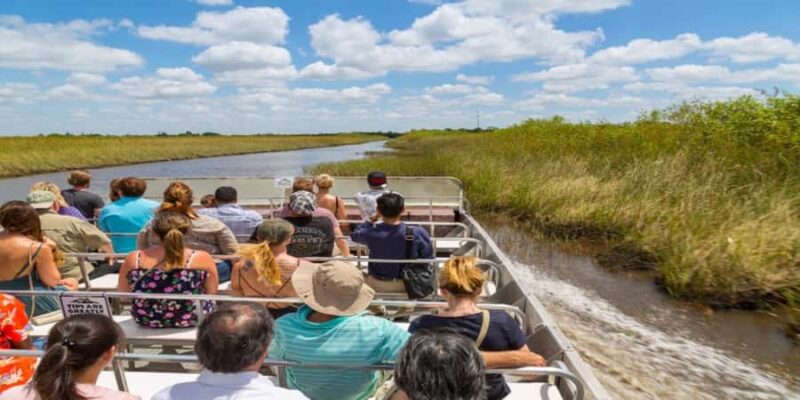 Miami Everglades Express Airboat Ride - Experiencing the Wildlife Nature Show and Jungle Trail