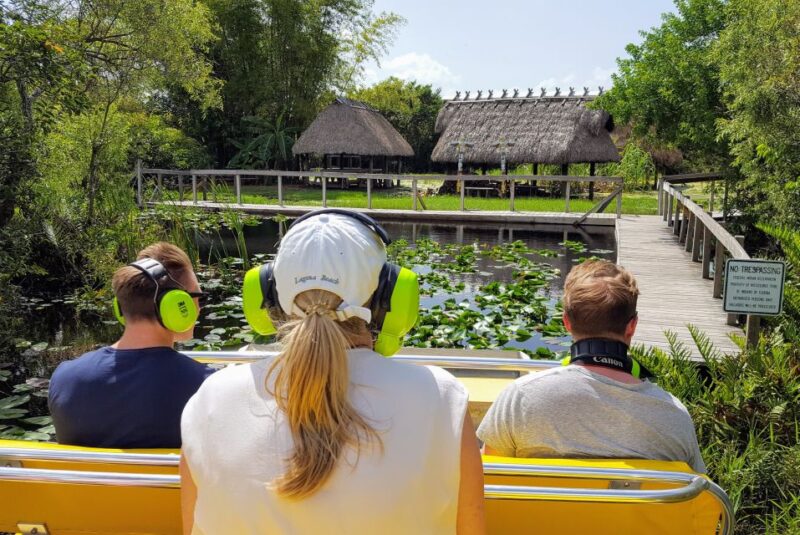 Miami: Everglades Full-Day Tour with 2 Boat Trips and Lunch - Starting the Day with Convenient Pickup and Transport