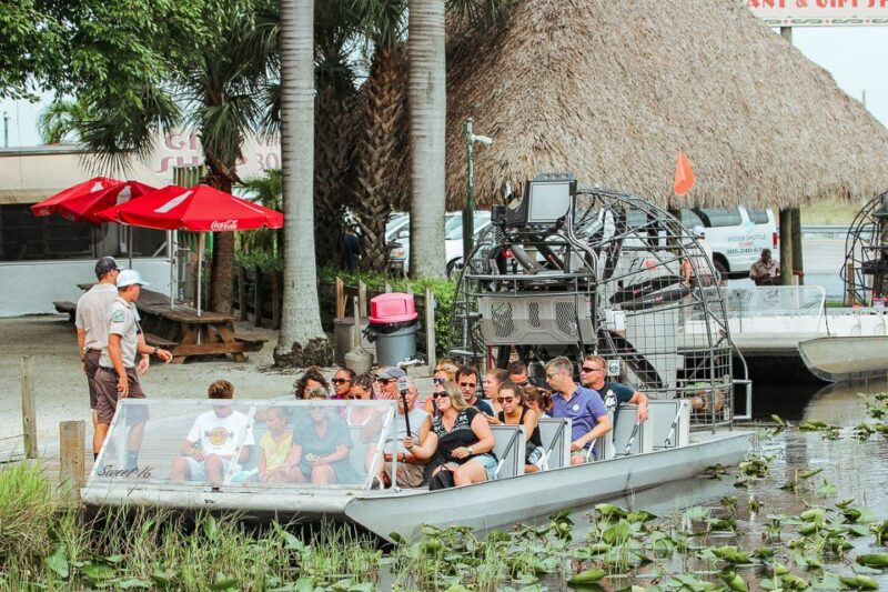 Miami: Everglades National Park Airboat Tour & Wildlife Show - Dining and Shopping at Gator Park