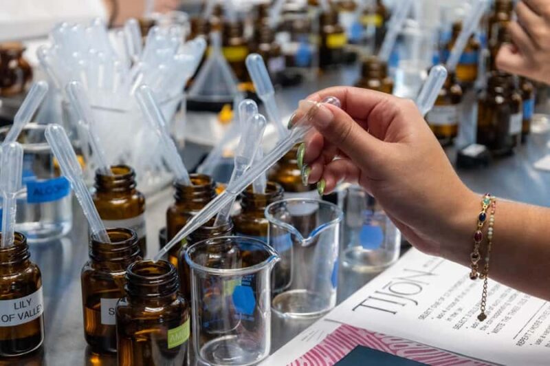 Miami: Express Perfume Making Workshop - Accessibility and Practical Details