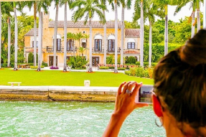 Miami Express Private Boat a 1- Hour Luxury Experience - The Captain and Tour Customization